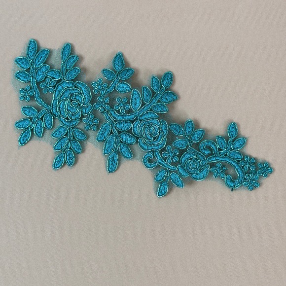 Weissman Teal Sequin Lace Dance Costume IC 7/8 + Headpiece - Picture 8 of 10